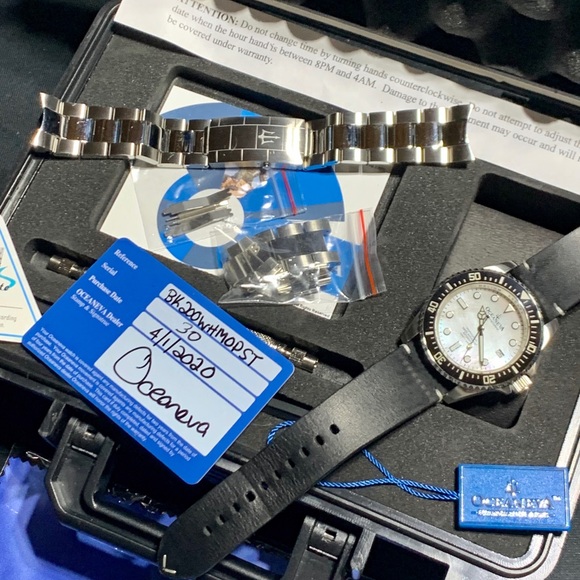 OCEANEVA DEEP EXPLORER DIVER WATCH RARE WHITE MOP - Picture 2 of 15